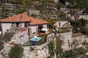 Villa Santa Rosa con Jacuzzi e vista panoramica Amalfi